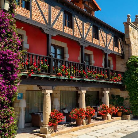 Costa Esmeralda Suites Suances Dış mekan fotoğraf The Hotel in San Sebastián